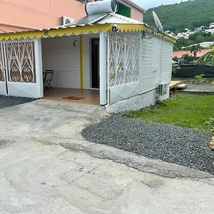 Hébergement de vacances Location Akazaw, Pointe-Noire